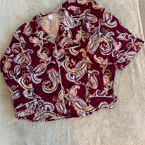 Liz Claiborne Other - NWT Liz Claiborne Burgundy Paisley Pajamas size XXL